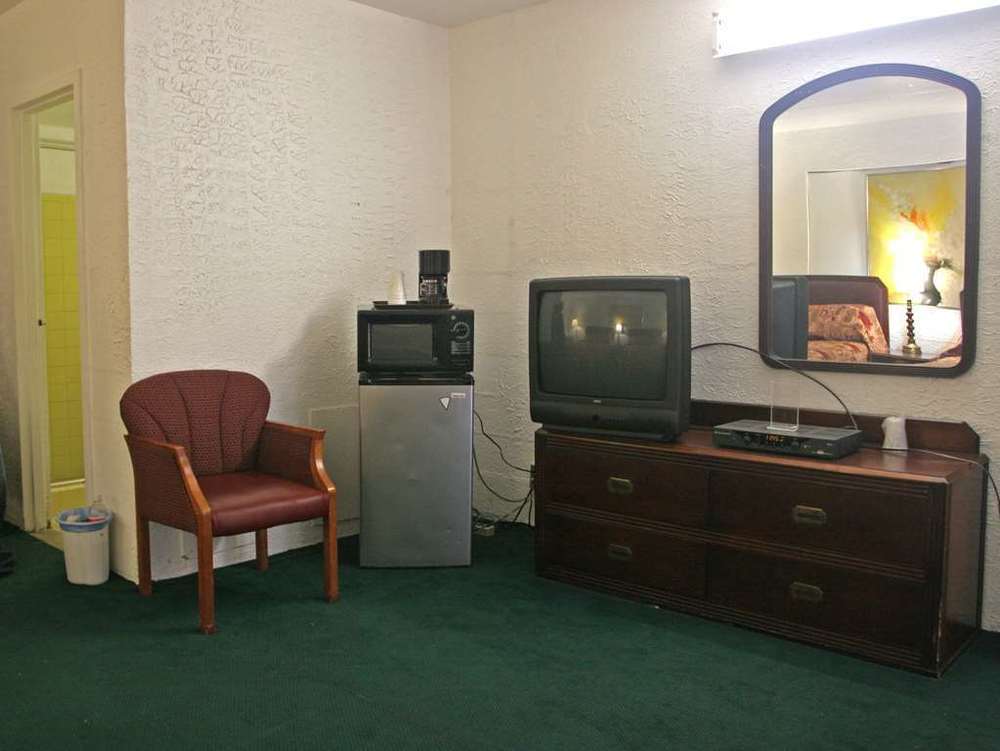 Viking Motel-detroit Motel